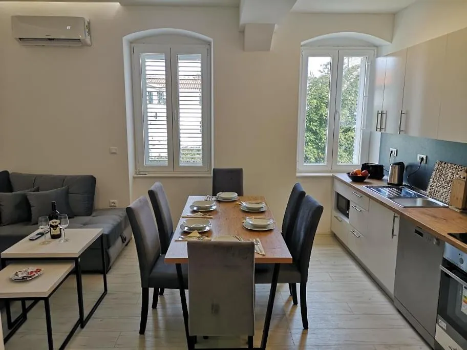 Apartment Lilybelle Kastela