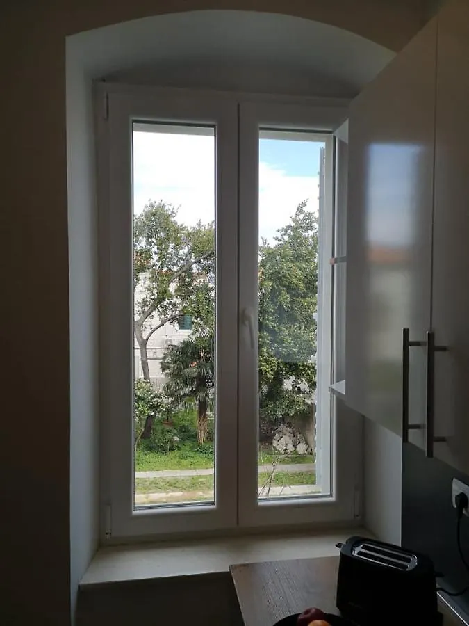 Apartment Lilybelle Kastela