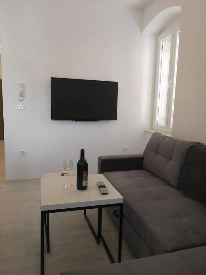 Apartment Lilybelle Kastela Croatia